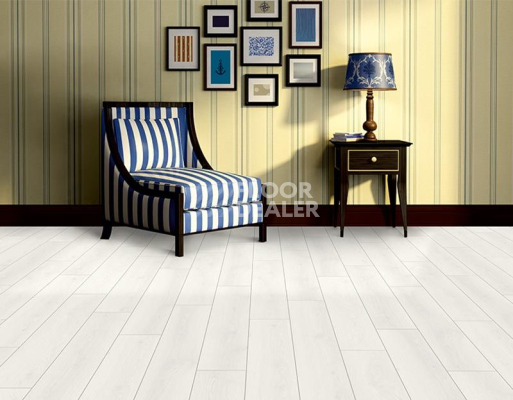 Ламинат Kronopol Platinium Milo AQUA BLOCK 8mm Kronopol Platinium Milo Aqua Block 24h Дуб Найк D3305 фото 3 | FLOORDEALER