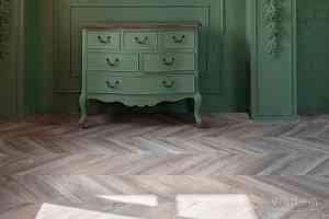 Кварцвиниловые полы Vinilam Parquet Chevron 2.5мм RI153616CL4 Шеврон Шампань фото  | FLOORDEALER