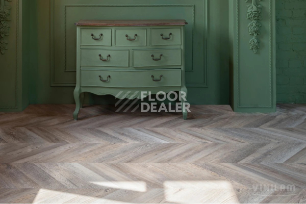 Кварцвиниловые полы Vinilam Parquet Chevron 2.5мм RI153616CL4 Шеврон Шампань фото 1 | FLOORDEALER